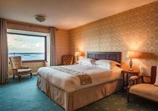 Отель Sandhouse Hotel Росноулах Улучшенный двухместный номер с 1 кроватью и видом на море-2