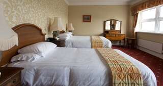 Отель Sandhouse Hotel Росноулах Улучшенный двухместный номер с 2 отдельными кроватями и видом на море-3